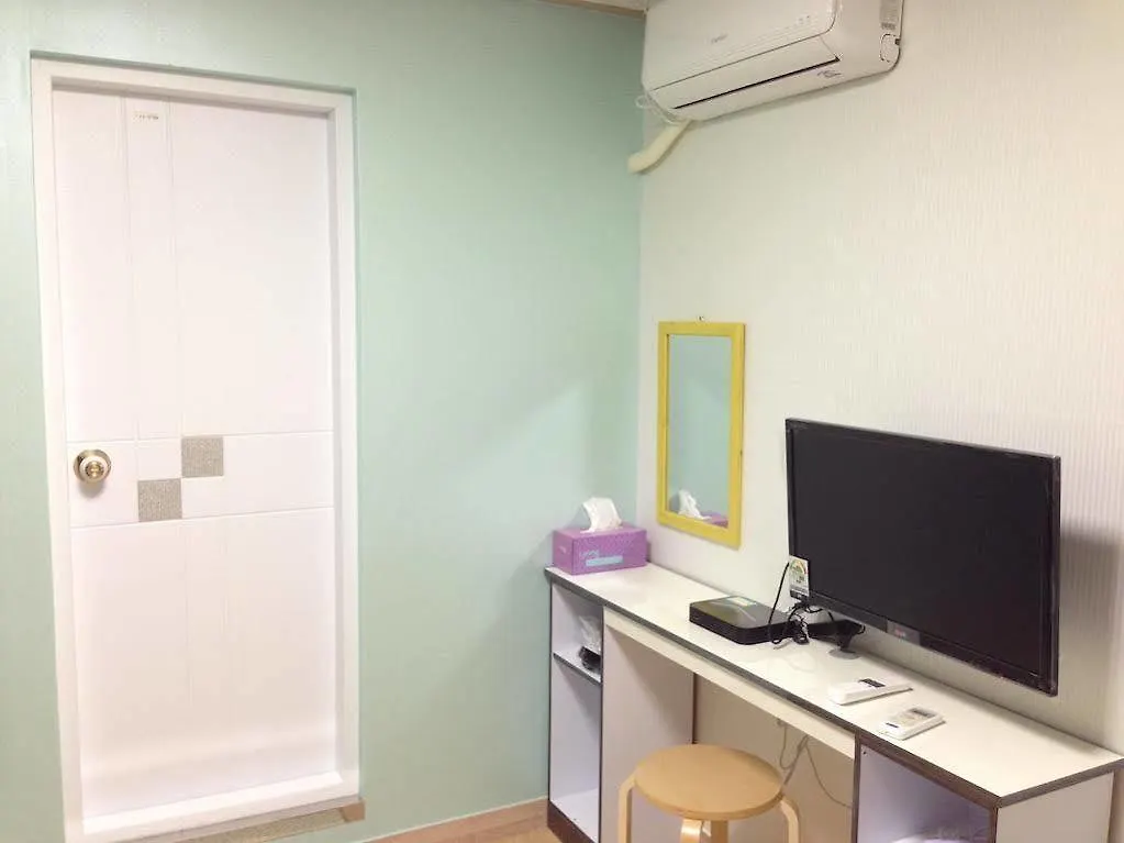 J-Honor Guesthouse Seoul Hotel